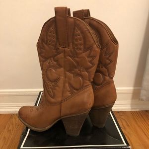 MIA brown cowboy boots, women’s size 9